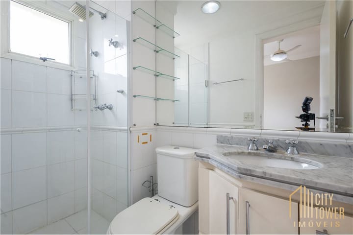 Apartamento à venda com 3 quartos, 198m² - Foto 15