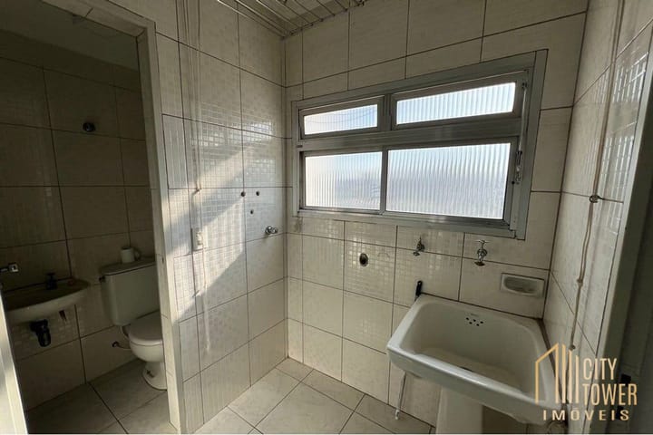 Apartamento à venda com 2 quartos, 65m² - Foto 11