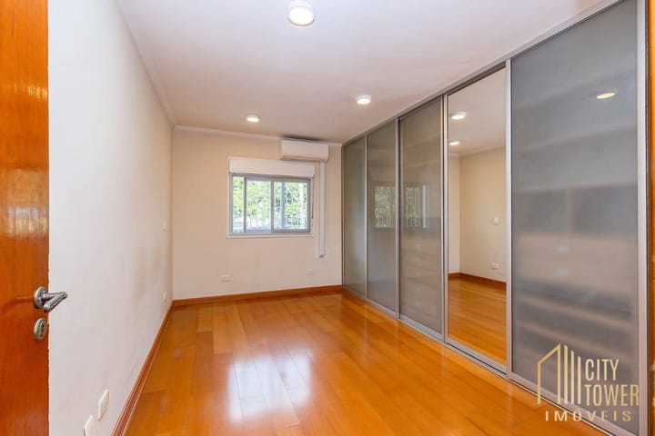 Casa à venda com 2 quartos, 136m² - Foto 8