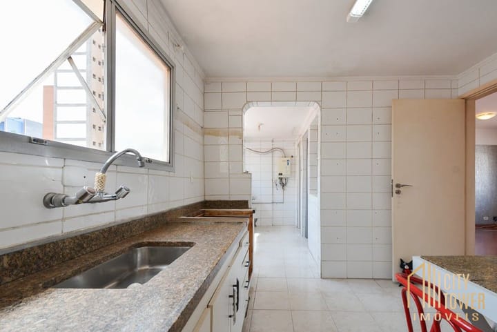 Apartamento à venda com 2 quartos, 86m² - Foto 2