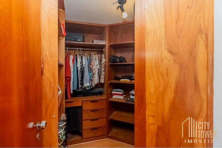 Apartamento à venda com 2 quartos, 72m² - Foto 25