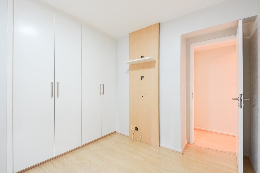 Apartamento à venda com 3 quartos, 97m² - Foto 9