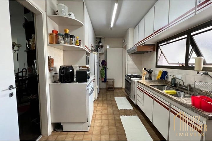 Apartamento à venda com 3 quartos, 163m² - Foto 8