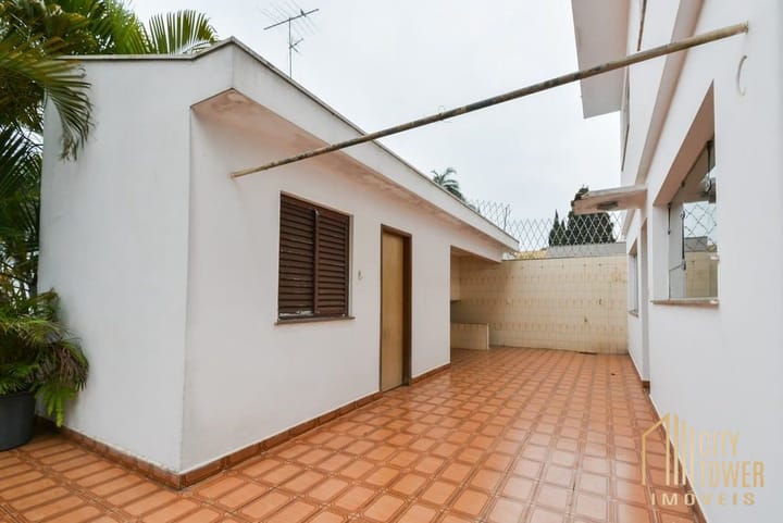 Casa à venda com 4 quartos, 331m² - Foto 63