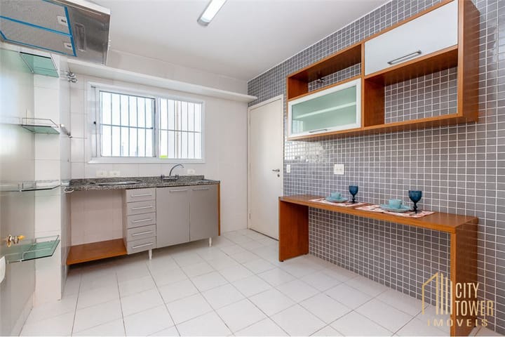 Apartamento à venda com 3 quartos, 115m² - Foto 32