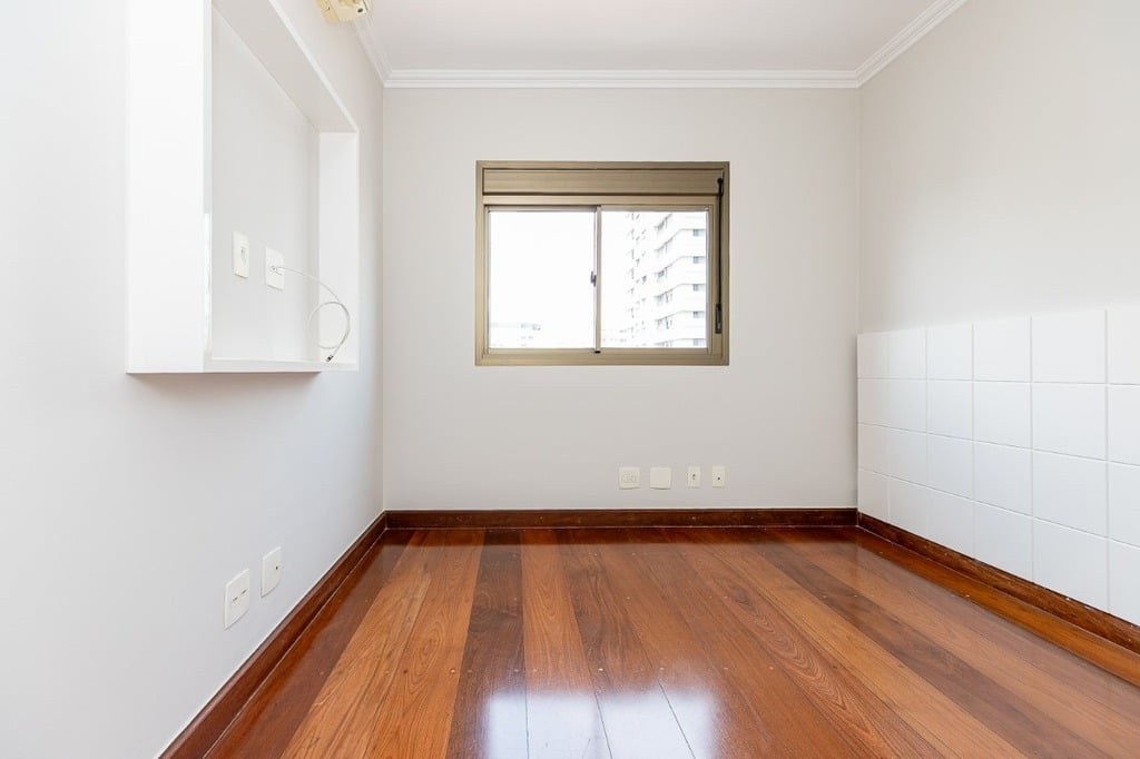 Apartamento à venda com 4 quartos, 186m² - Foto 3