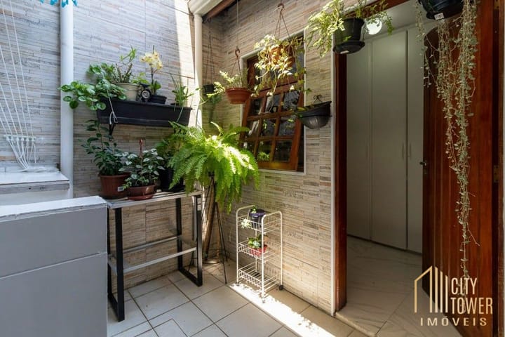 Casa à venda com 2 quartos, 96m² - Foto 12