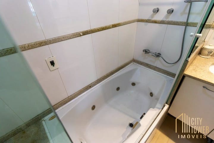 Apartamento à venda com 2 quartos, 80m² - Foto 19