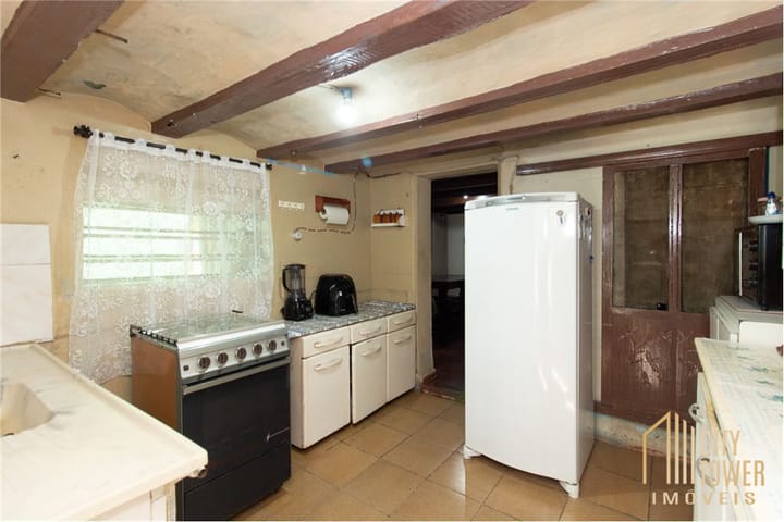 Casa à venda com 3 quartos, 90m² - Foto 26