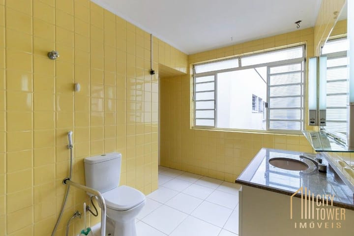 Casa à venda com 4 quartos, 200m² - Foto 15