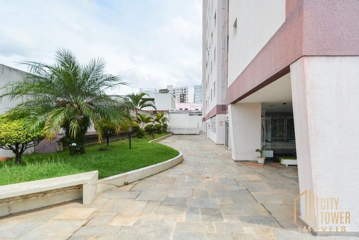 Apartamento à venda com 2 quartos, 64m² - Foto 3