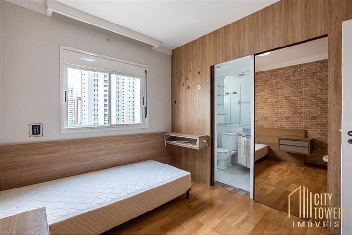 Apartamento à venda com 3 quartos, 198m² - Foto 7