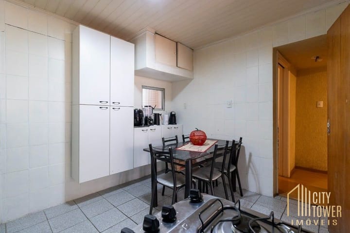 Casa à venda com 2 quartos, 140m² - Foto 13