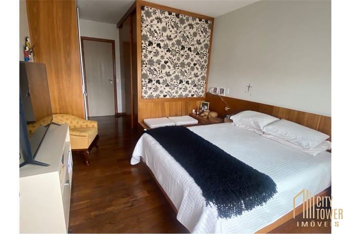 Apartamento à venda com 3 quartos, 200m² - Foto 12