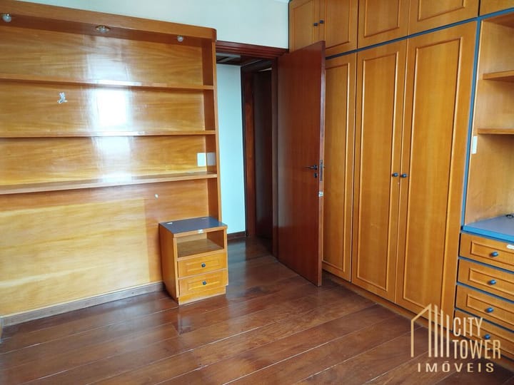 Apartamento à venda com 4 quartos, 176m² - Foto 28