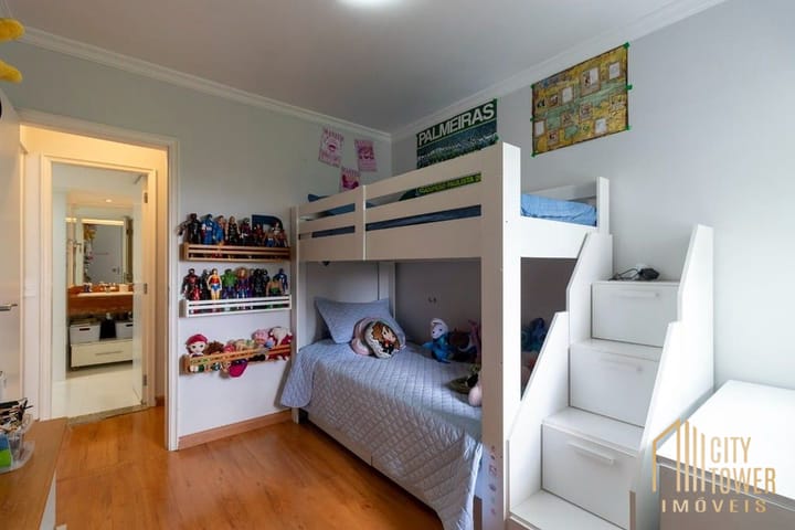 Apartamento à venda com 2 quartos, 67m² - Foto 2