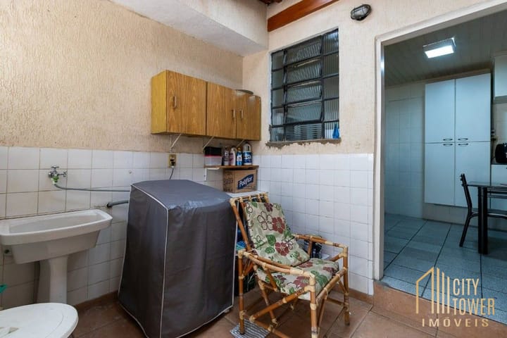 Casa à venda com 2 quartos, 140m² - Foto 18