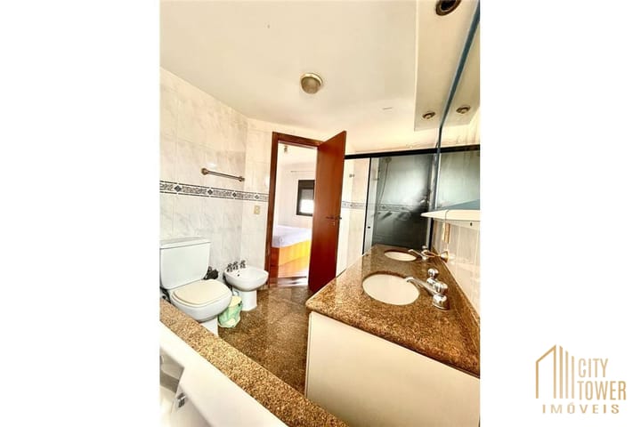 Apartamento à venda com 4 quartos, 177m² - Foto 19