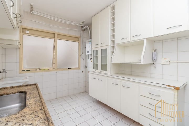 Apartamento à venda com 2 quartos, 66m² - Foto 17