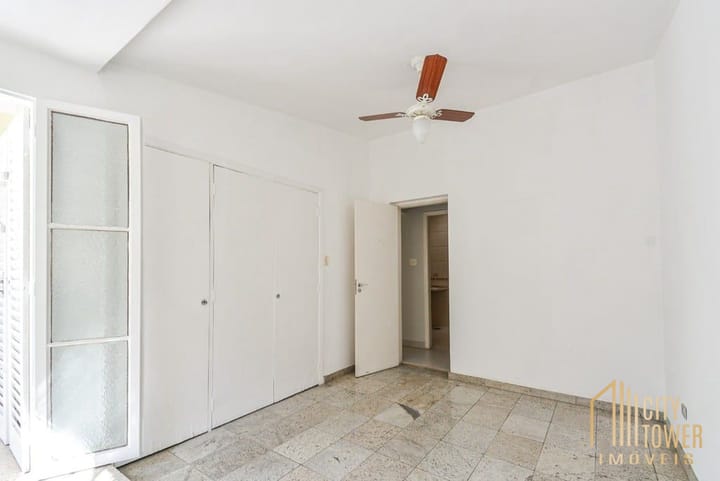 Casa à venda com 4 quartos, 205m² - Foto 13