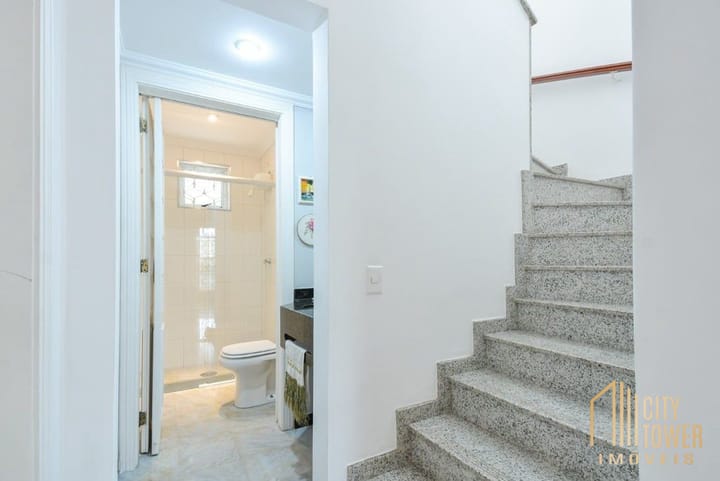 Casa à venda com 3 quartos, 200m² - Foto 8