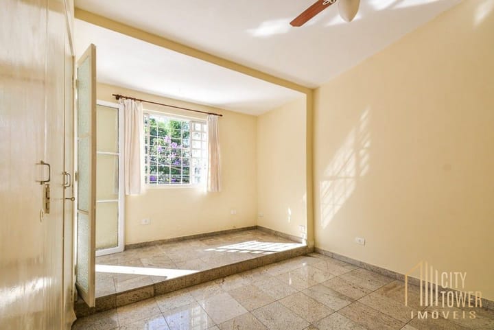 Casa à venda com 4 quartos, 205m² - Foto 16