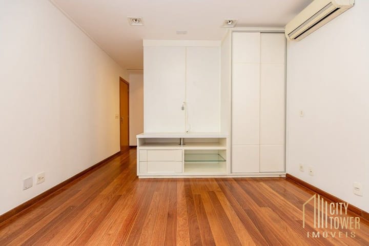 Apartamento à venda com 3 quartos, 190m² - Foto 40