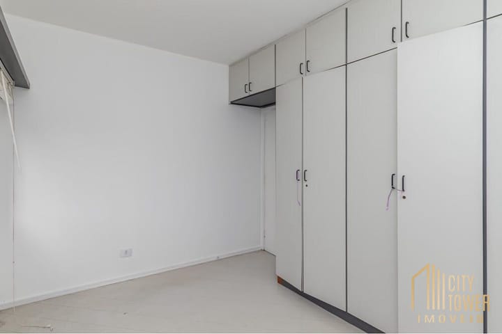 Apartamento à venda com 2 quartos, 70m² - Foto 17