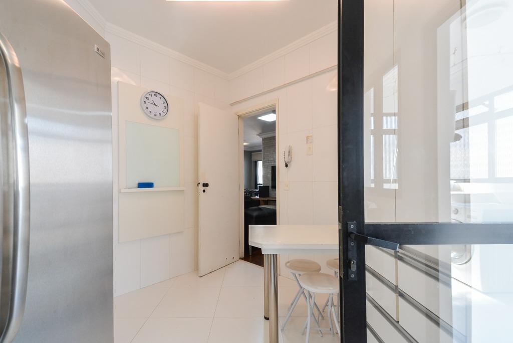 Apartamento à venda com 3 quartos, 97m² - Foto 7