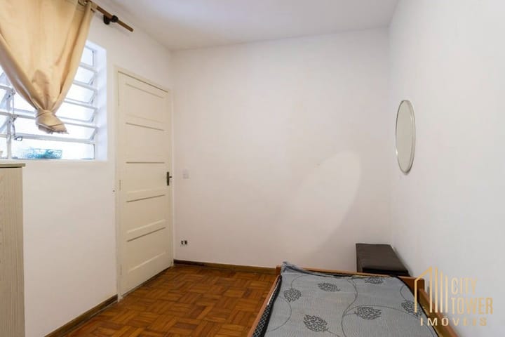 Casa à venda com 4 quartos, 200m² - Foto 32