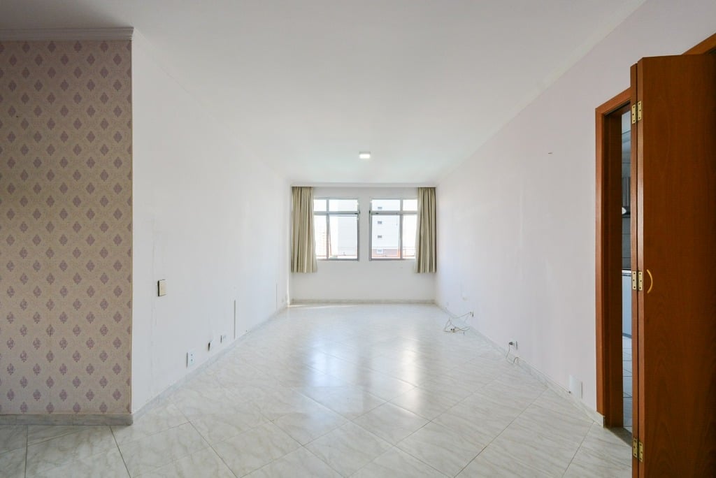 Apartamento à venda com 3 quartos, 109m² - Foto 1