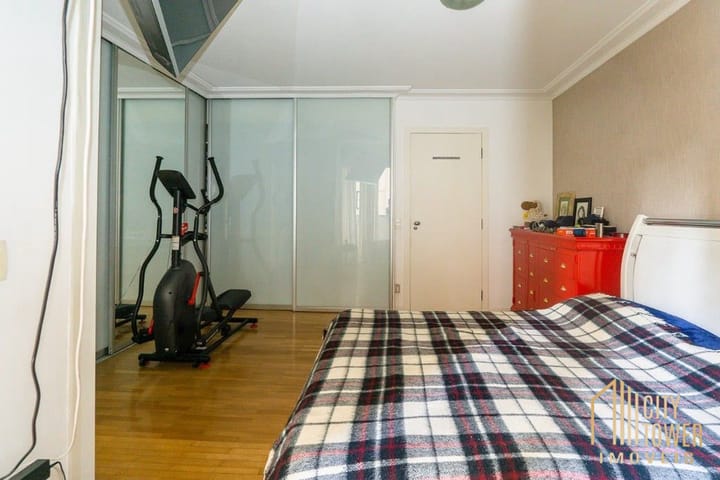 Apartamento à venda com 3 quartos, 210m² - Foto 5