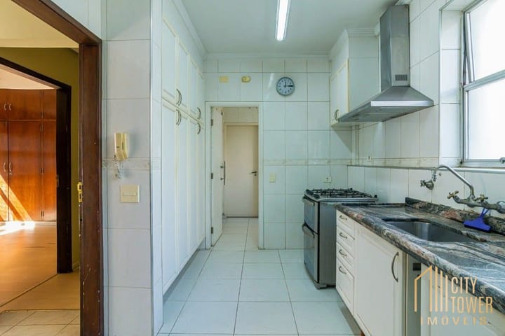 Apartamento à venda com 3 quartos, 175m² - Foto 19