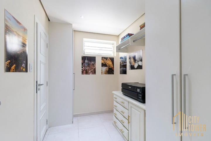 Apartamento à venda com 3 quartos, 224m² - Foto 8