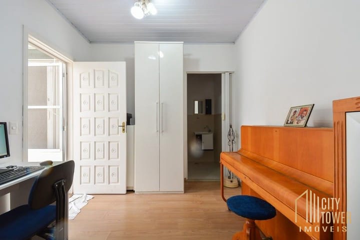 Casa à venda com 3 quartos, 200m² - Foto 25