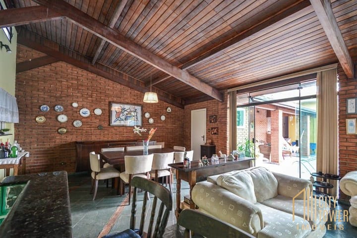 Casa à venda com 4 quartos, 144m² - Foto 47