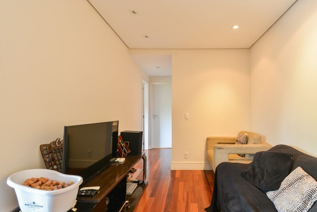 Apartamento à venda com 2 quartos, 57m² - Foto 30