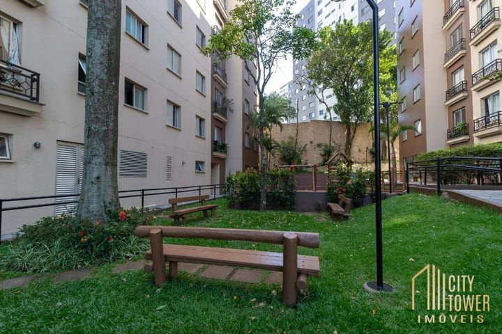 Apartamento à venda com 2 quartos, 60m² - Foto 4