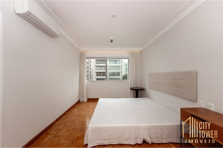 Apartamento à venda com 3 quartos, 198m² - Foto 19