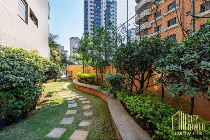 Apartamento à venda com 4 quartos, 200m² - Foto 9