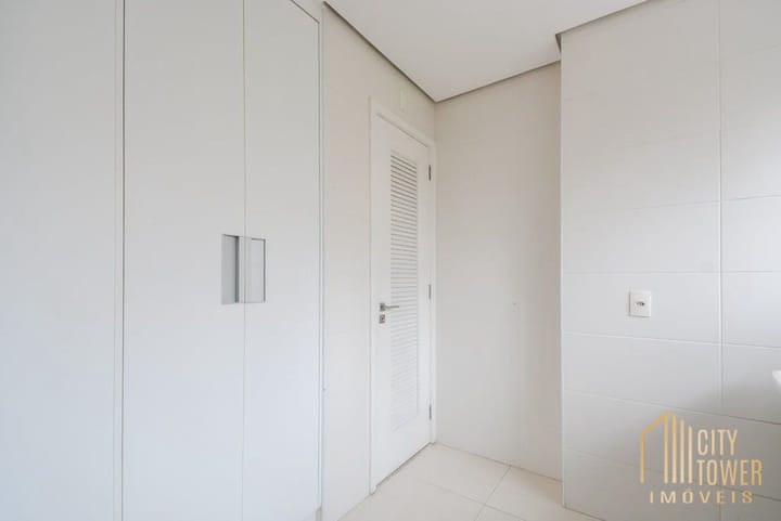 Apartamento à venda com 3 quartos, 157m² - Foto 7