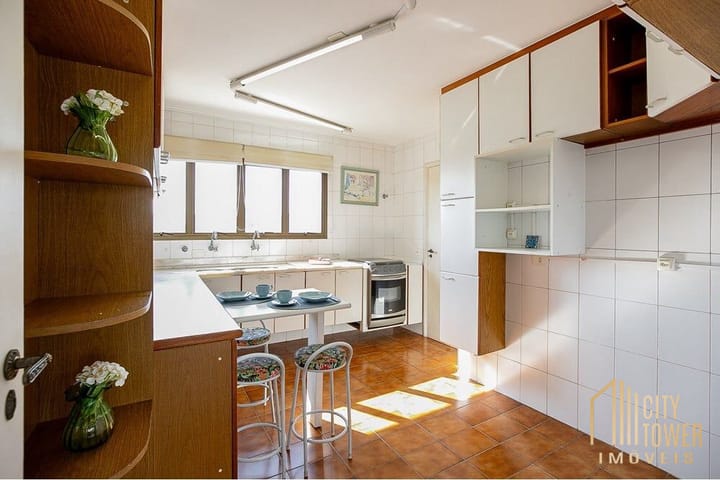 Apartamento à venda com 3 quartos, 116m² - Foto 4