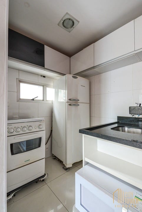 Apartamento à venda com 1 quarto, 74m² - Foto 33