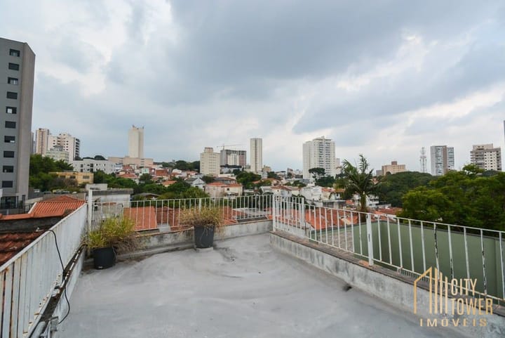 Casa à venda com 3 quartos, 250m² - Foto 9