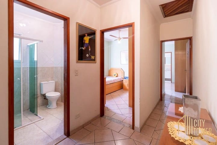 Casa à venda com 4 quartos, 200m² - Foto 37