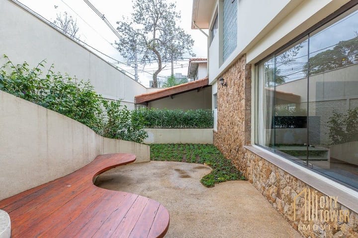 Casa à venda com 3 quartos, 220m² - Foto 35