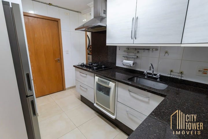 Apartamento à venda com 2 quartos, 80m² - Foto 12