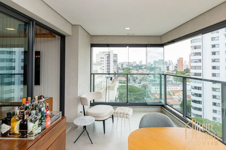 Apartamento à venda com 2 quartos, 117m² - Foto 1