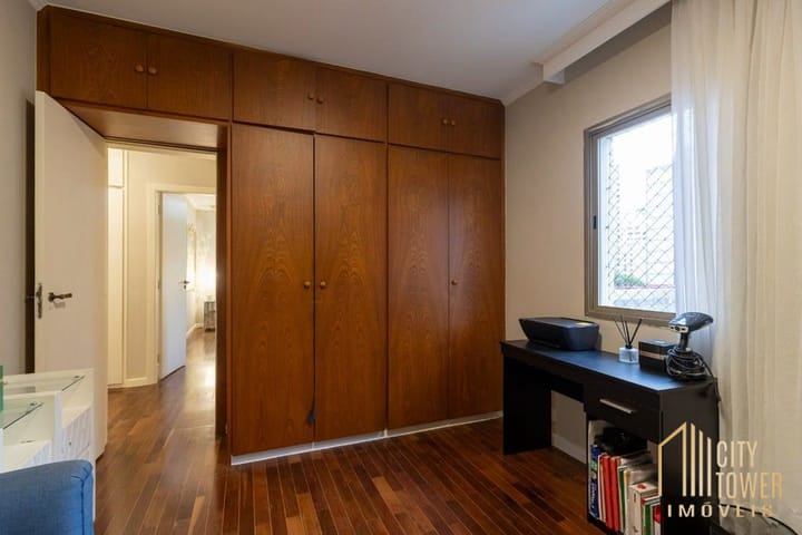 Apartamento à venda com 4 quartos, 187m² - Foto 8