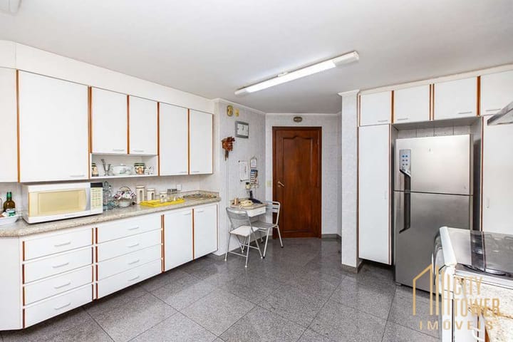 Apartamento à venda com 3 quartos, 251m² - Foto 33